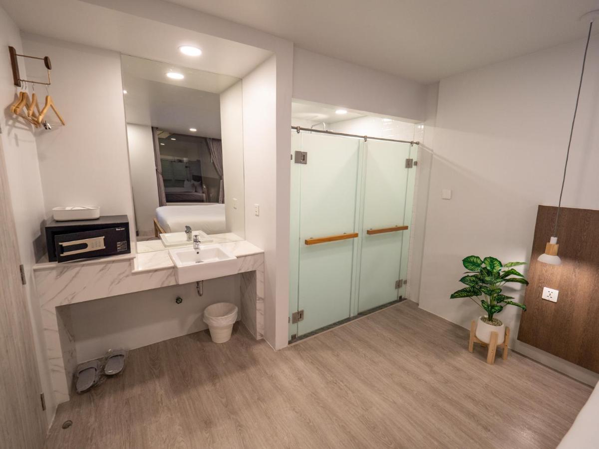 Ease Me Residence Hat Yai Bagian luar foto
